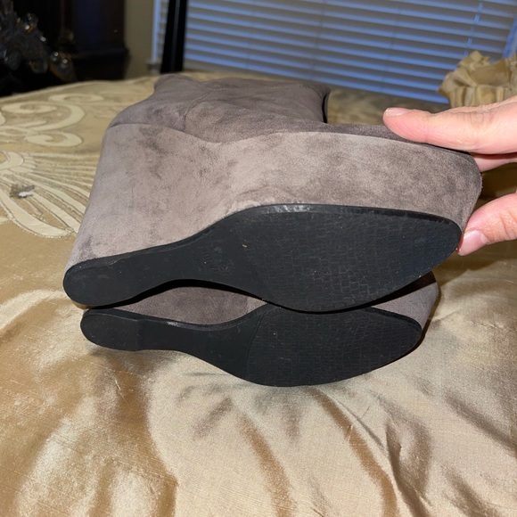 Stuart Weiztman wedge knee high boots 8.5 - Picture 5 of 5